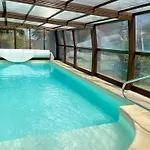 Gite Piscine Couverte Chauffee Rocamadour Holiday home Mayrinhac-Lentour