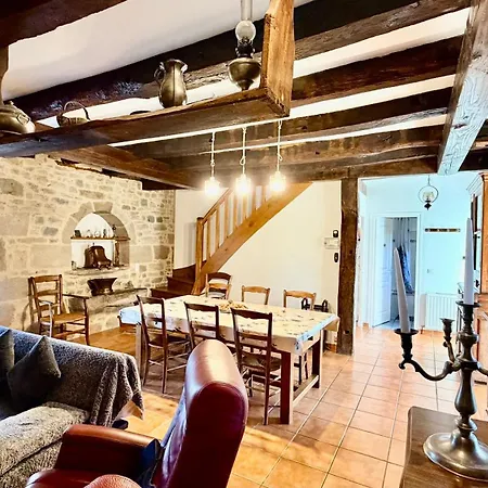 Piscine Couverte Chauffee Rocamadour Mayrinhac-Lentour